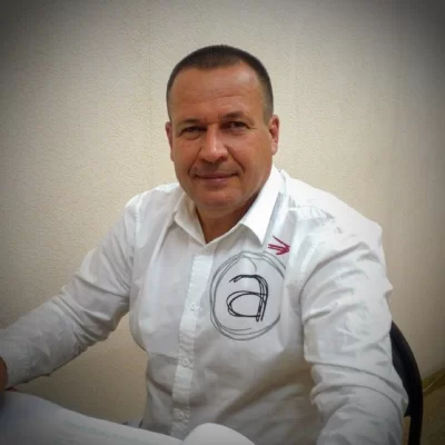 Александр Янов