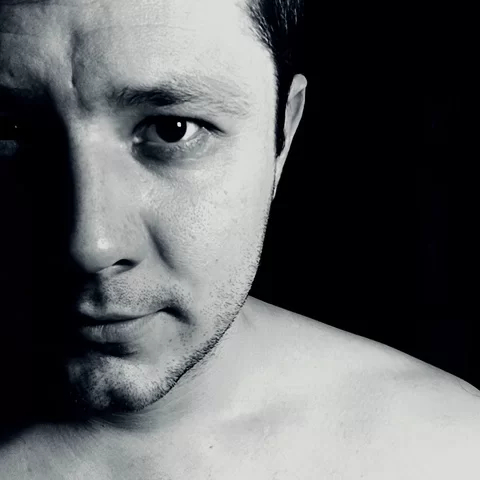 Антон Багров