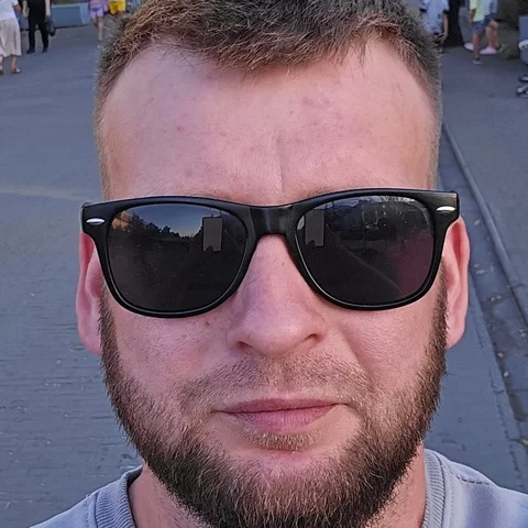 Илья Гагарин