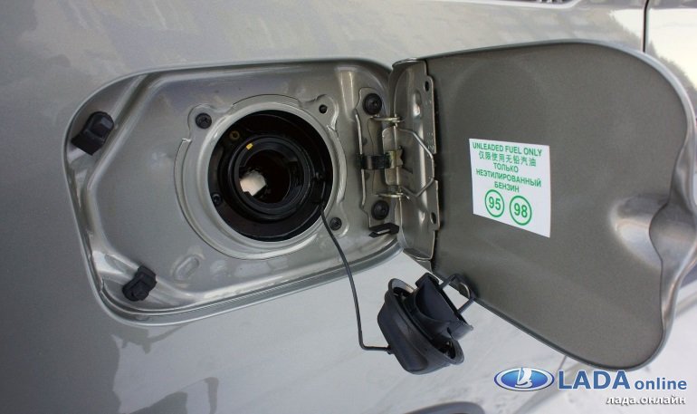 Какой объем топливного бака Лада Ларгус