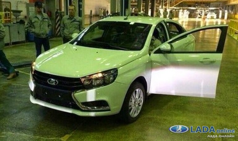 Фото предсерийной Лада Веста попали в сеть