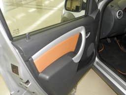 Живые фото Лада Ларгус кросс