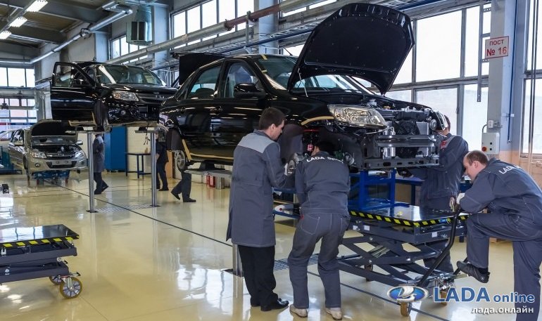 АВТОВАЗ повысит зарплату сотрудникам на 6%