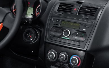 Фото салона Лада Калина 2015 года (Кросс)