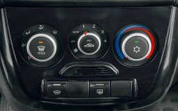 фото салона Лада Калина 2 хэтчбек и универсал