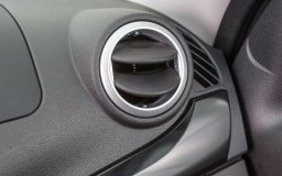 фото салона Лада Калина 2 хэтчбек и универсал