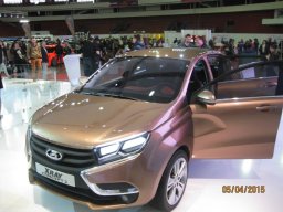 фото lada xray вид спереди