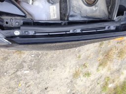 уплотнитель на крыле лада калина 2