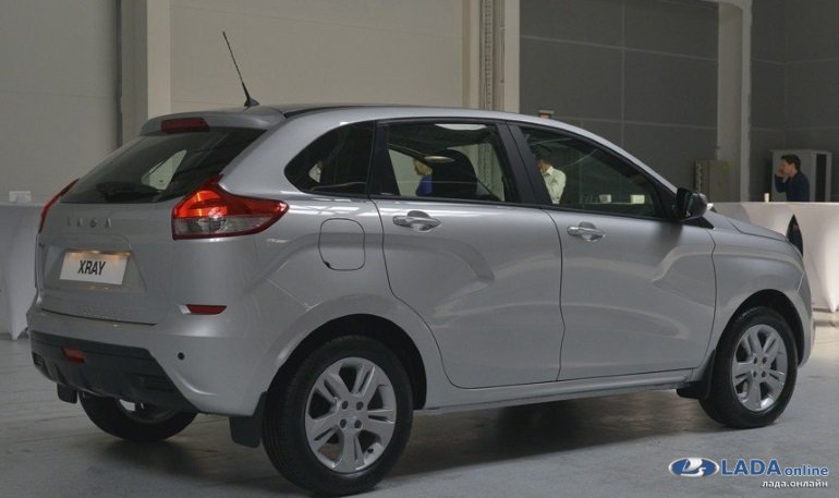 Первые подробности о комплектациях Lada XRay