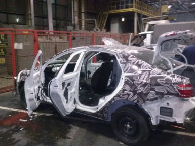 Тестовый модели Лада Веста уничтожили