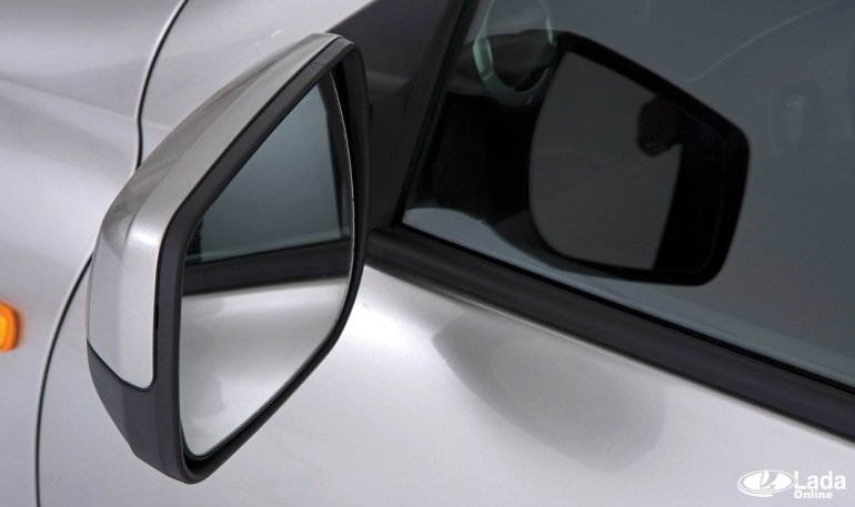 Накладки на зеркала Лада Гранта и Калина (установка и отзывы) Накладки на зеркала Лада Гранта и Калина (установка и отзывы)