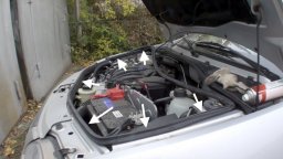 Установка дополнительного уплотнителя капота Лада Ларгус