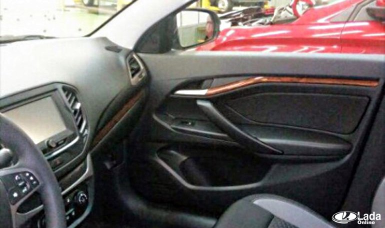 У Лада Веста может появиться салон с вставками под дерево