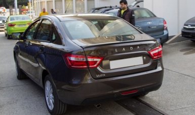 штатный спойлер лада веста