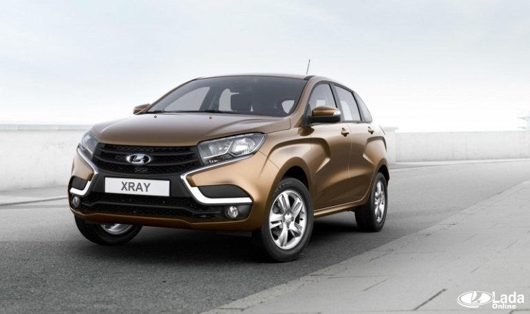 Из-за высокого спроса на Lada XRAY автомобилей хватает не всем