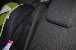 угол наклона спинки второго ряда сидений Лада Ларгус до и после доработки