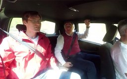 на задних сиденьях Нивы Шевроле