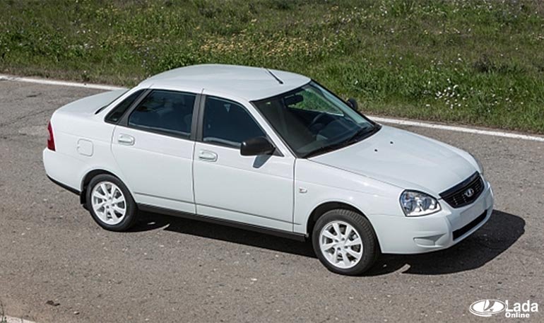 Лада Приора получила две спецверсии - Black Edition и White Edition