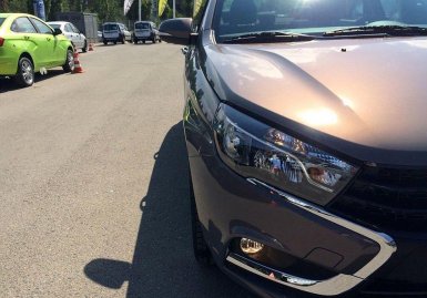 Фото седана Лада Веста с климат-контролем