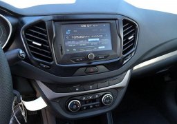 Фото салона Лада Веста с климат-контролем