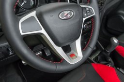 салон юбилейной версии LADA XRAY «50 Anniversary»