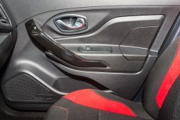 салон юбилейной версии LADA XRAY «50 Anniversary»