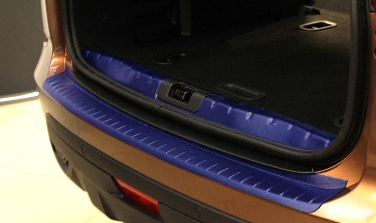 Установка накладок багажника (на бампер и порог) Lada XRAY Установка накладок багажника (на бампер и порог) Lada XRAY