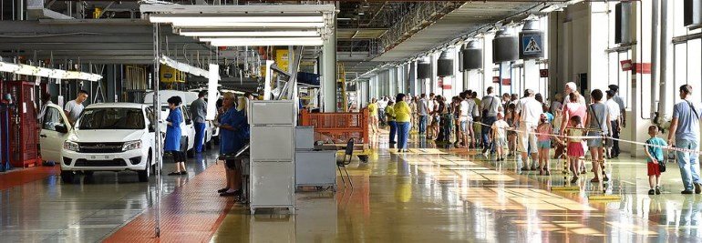 В День открытых дверей АВТОВАЗ посетили 55 тысяч гостей В День открытых дверей АВТОВАЗ посетили 55 тысяч гостей