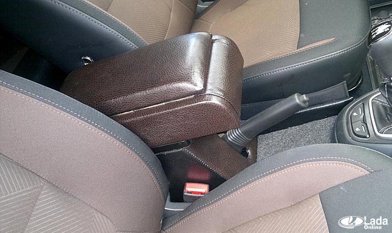 Как сделать подлокотник для Лада Веста своими руками Как сделать подлокотник для Лада Веста своими руками