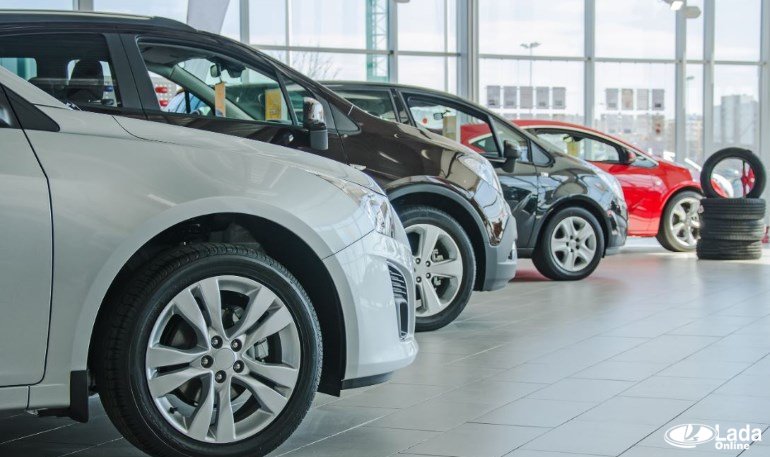 (AEB) Статистика продаж автомобилей в августе 2016 года (-18%)