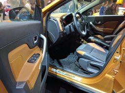 салон Lada XRAY Cross концепт на ММАС-2016