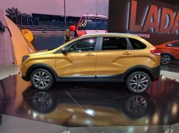 фото Lada XRAY Cross концепт на ММАС-2016