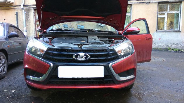 светодиоды в вместо ламп в фарах Лада Веста