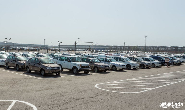 АВТОВАЗ в 2017 году собирается увеличить экспорт LADA на 50%