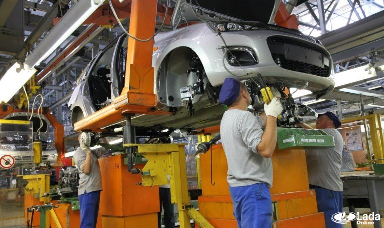 АВТОВАЗ перешел на четырехдневную рабочую неделю