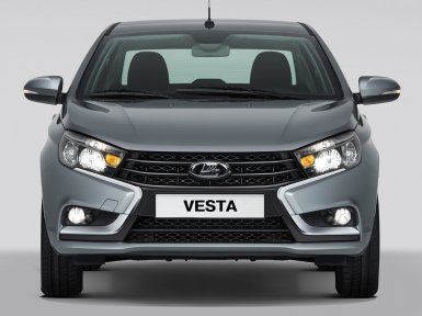 Лада Веста без ресничек на фарах