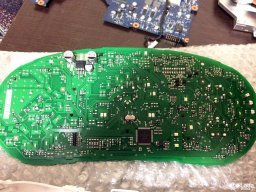 плата комбинации приборов Лада Веста