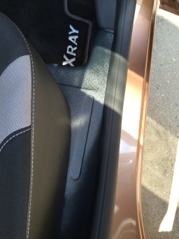 Накладки на задние пороги в салоне xray
