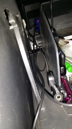 Как выпаять AUX на штатной ММС Лада Гранта, Калина и Приора