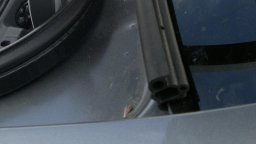 Установка уплотнителя багажника на Лада Веста