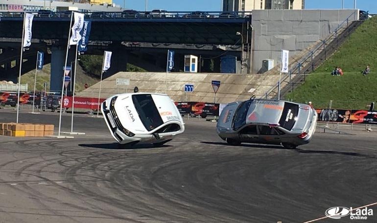 Рулевое управление седана Лада Веста оценили каскадеры