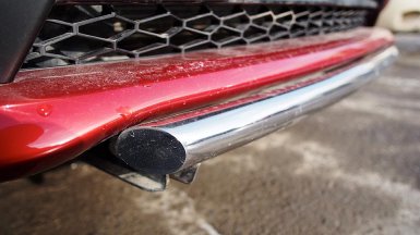 Нужна ли дополнительная защита бамперов и порогов для Лада Веста?