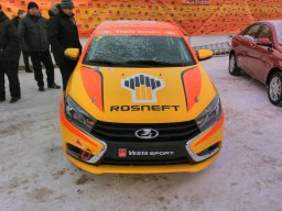 Обзор гоночной Лада Веста с Рождественской гонки чемпионов
