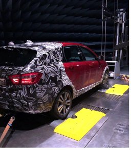 LADA VESTA SW Cross в акустической камере АВТОВАЗа.