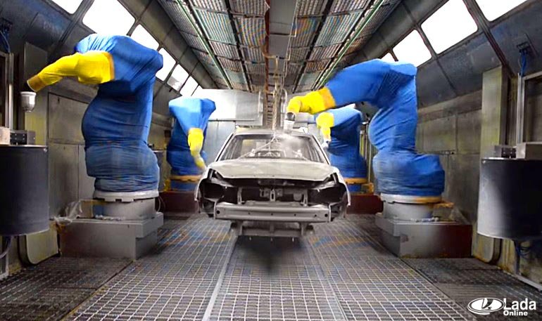 АВТОВАЗ показал процесс окраски кузова седана Лада Приора