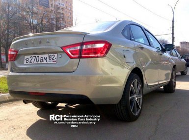 Первые живые фото Lada Vesta Exclusive