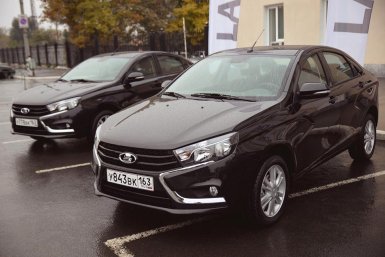 Фото Lada Vesta с хромом