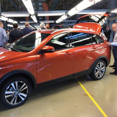 АВТОВАЗ познакомил дилеров с универсалами Лада Веста