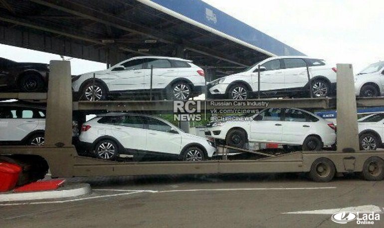 АВТОВАЗ начал отгрузку универсалов Лада Веста дилерам