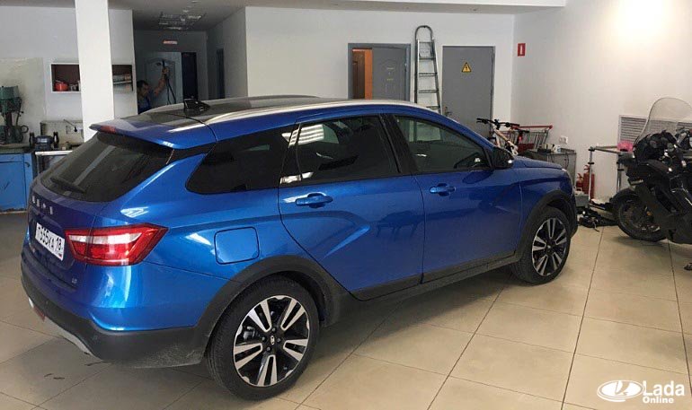 Первый видео обзор универсала Лада Веста